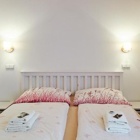 Apartmany Habanska, Cely Dum Pouzdrany المظهر الخارجي الصورة