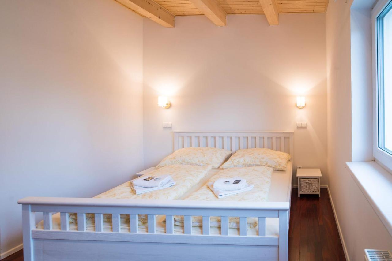 Apartmany Habanska, Cely Dum Pouzdrany المظهر الخارجي الصورة