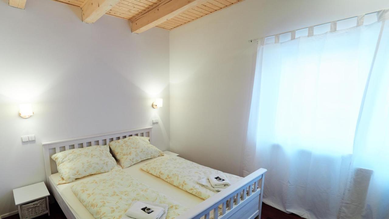 Apartmany Habanska, Cely Dum Pouzdrany المظهر الخارجي الصورة