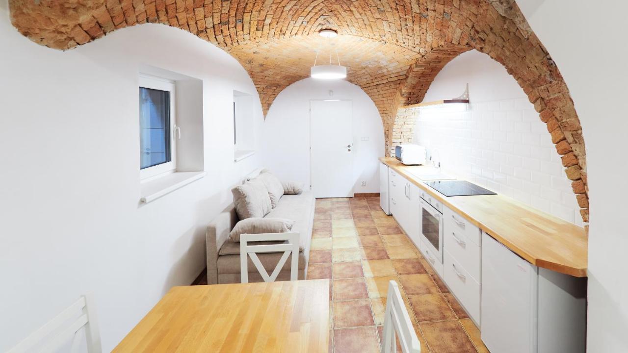 Apartmany Habanska, Cely Dum Pouzdrany المظهر الخارجي الصورة