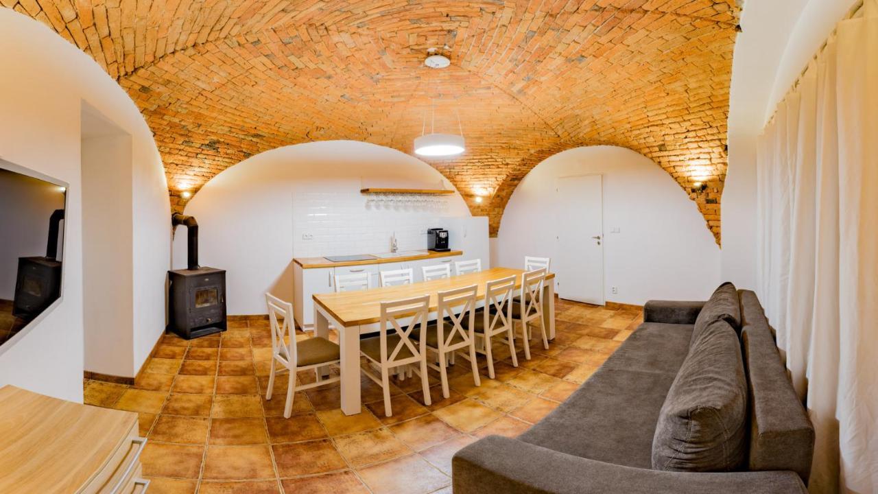 Apartmany Habanska, Cely Dum Pouzdrany المظهر الخارجي الصورة