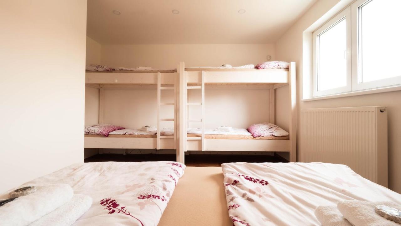 Apartmany Habanska, Cely Dum Pouzdrany المظهر الخارجي الصورة