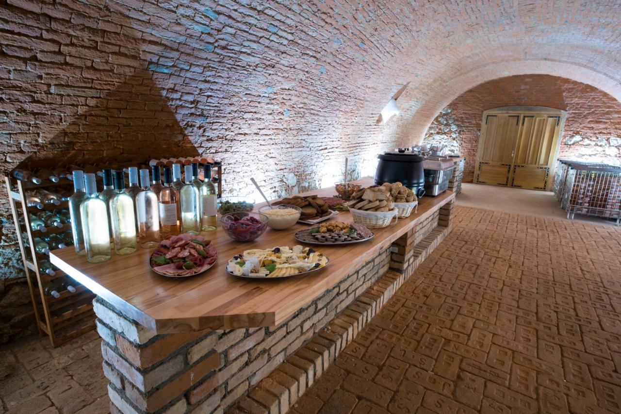 Apartmany Habanska, Cely Dum Pouzdrany المظهر الخارجي الصورة